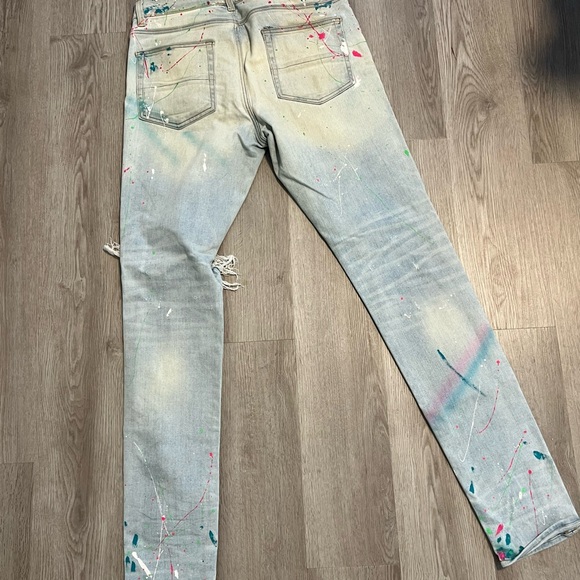 Distressed Paint Splatter Jeans - Picture 3 of 3